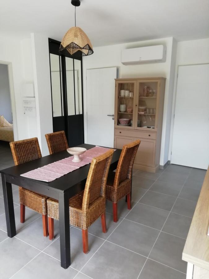 Charmante Maison Neuve Au Lac D'우르탱 외부 사진